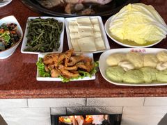 -俊家铁锅炖鱼(丹东店)