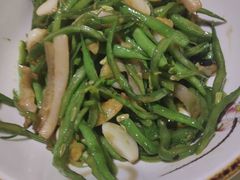 钵钵豆角-蛙蛙叫干锅年代(簋街总店)