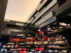 -Salon de The de Joel Robuchon(外滩18号店)