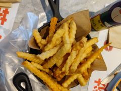 -必胜客(航洋国际店)