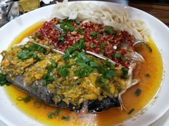 -湖南人家湘菜馆(镇江路店)