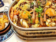 -老东镇啤酒屋海鲜加工·蒸汽海鲜·海鲜烧烤(台东店)