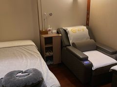 -裕和堂中医推拿艾灸(太古汇臻品店)