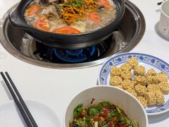 -乡土特色.冷锅鱼.牦牛肉汤锅