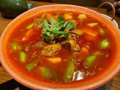 -云海肴·汽锅鸡·云南菜(天山百盛优客店)