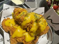 -W COLLECTIVE  DESSERT SHOP