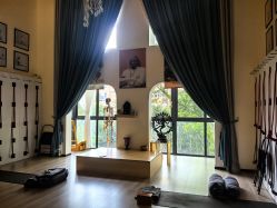 -成都阿难陀艾扬格瑜伽中心