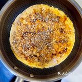 腌鸡排剩余的面糊变成披萨🍕[胜利][胜利][胜利]