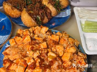 这家四代传承的烤鸭店，回头客比游客还多！