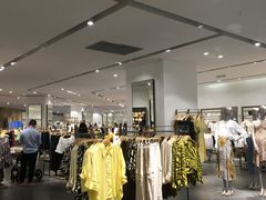 -URBAN REVIVO(佛山南海万达广场店)