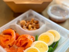 烟熏三文鱼色拉-Beans & Grapes