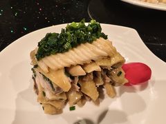 -HOMES上海本帮菜(襄阳公园店)