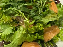 烟熏三文鱼色拉-BomBa意大利餐厅