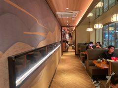 靠窗位-仓桥家·焗寿司·锅物(光谷步行街店)