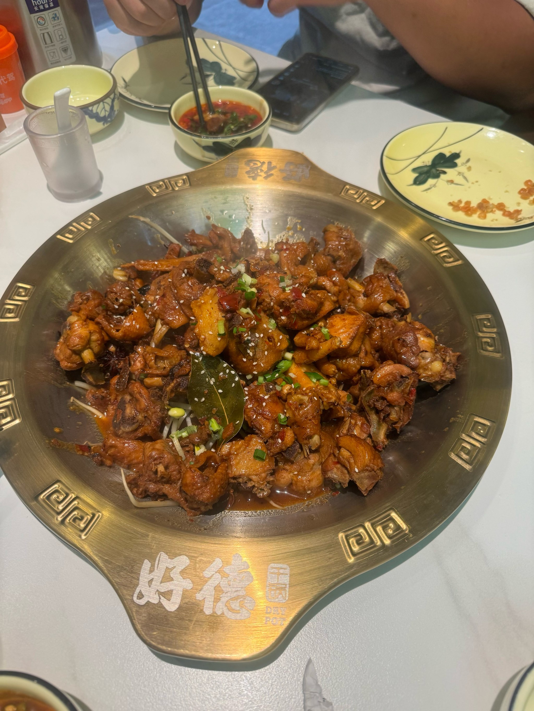 郴州美食店烧鸡公（郴州哪家烧鸡公最正宗）《郴州最好吃的烧鸡公》