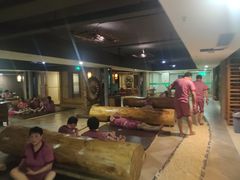 -绿岛汤泉韩式休闲会所
