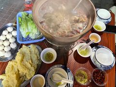 -威邵鸡煲(西华路总店)