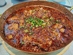 -有红鸡毛店·川菜(建设路店)