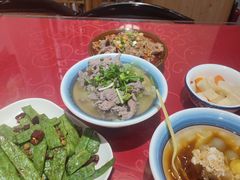 -冯烫烫跷脚牛肉·川菜小馆(武胜西街店)
