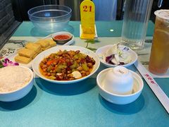 -张氏宽窄巷成都名小吃(茂业百货华强北店)