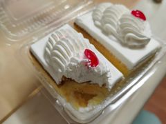 -红宝石·鲜奶小方·海派西点房(南丹店)