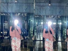 -穹六人间 people 6(岳阳路店)