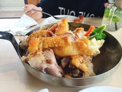 -LENBACH兰巴赫西餐啤酒坊(大连东港店)