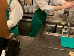 -星巴克(杭州银泰城西一店)