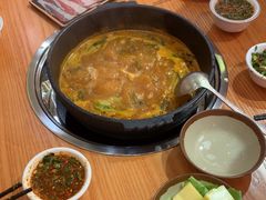 -黔三一夺夺粉酸汤火锅(百信店)