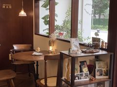 -Café Monson