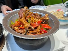 -三江源美食城