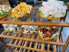 -易门野生菌府·菌海森林(月牙潭公园店)