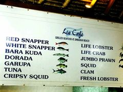 -Lia Cafe