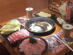-呷哺呷哺(普陀乐购真北店)