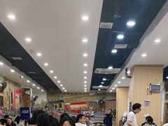 大堂-江城燕子大排档(江汉路步行街店)