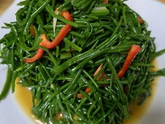 炝拌沙葱-苏莱特色牛骨滩羊手抓馆(长城东街总店)