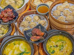 -馋三尺蟹粉小笼(人民广场店)