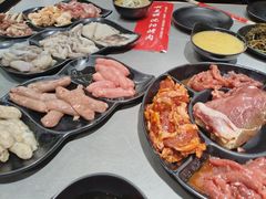 -啊美丽炭火烤肉(滑翔一店)