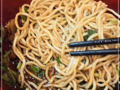 -爆炸头阿姨小四川正宗川味小吃(无任何分店)