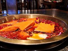 -小天鹅火锅·一线江景洪鼎旗舰店(洪崖洞店)