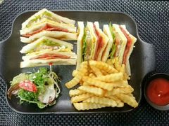 -CIRCLE·酒吧(第一国际店)