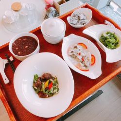 -裕月馨月子中心(滨江店)