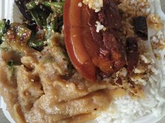 -咱家王新国把子肉(县东巷店)