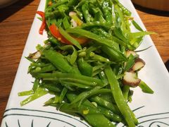 -云海肴·汽锅鸡·云南菜(天山百盛优客店)