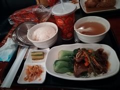 韩式牛仔骨-大冒险家餐厅