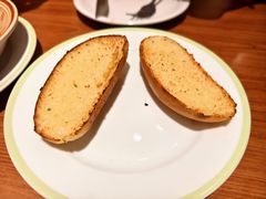 特质蒜香面包块-萨莉亚意式餐厅(万嘉商业广场店)