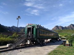 -百里峡七彩艺术小镇