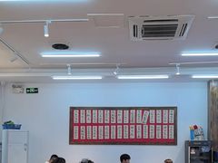 -佬缸炮江湖川菜(玉林店)