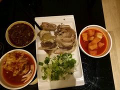 -英子补身汤(海兰路店)