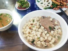 牛肉泡馍-一间楼牛羊肉泡馍馆(东一路店)
